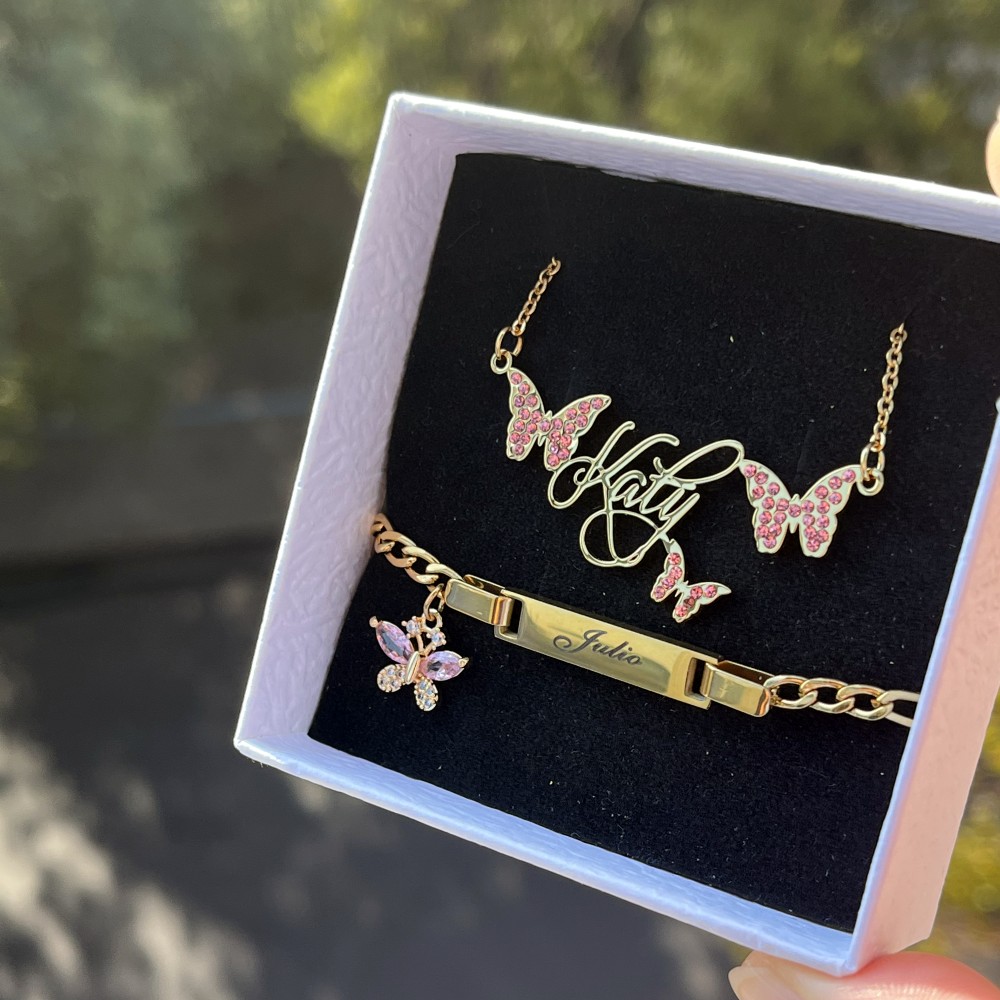DUOYING Custom Pink Butterfly  - Name Necklace Custom recension och pris